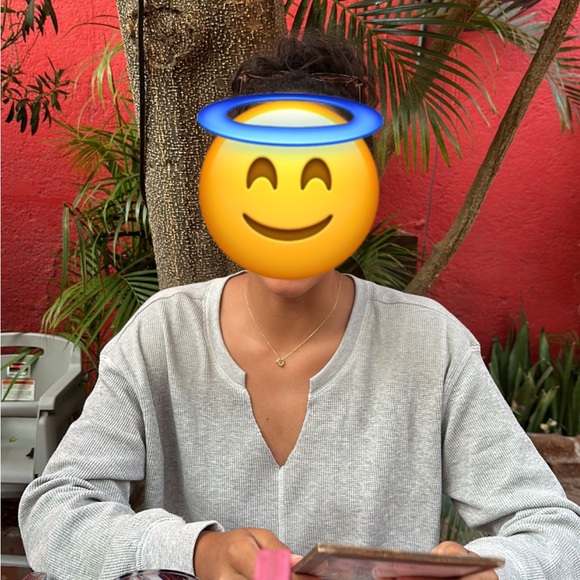 Meet your Posher, Kemoji E - Picture 1 of 1